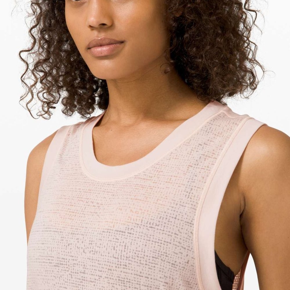 Lululemon Uncovered Tall Tank Silk Rose Size 8 NEW - Picture 4 of 13